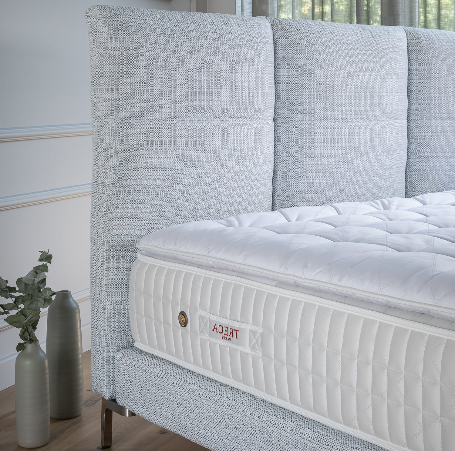 Moon headboard